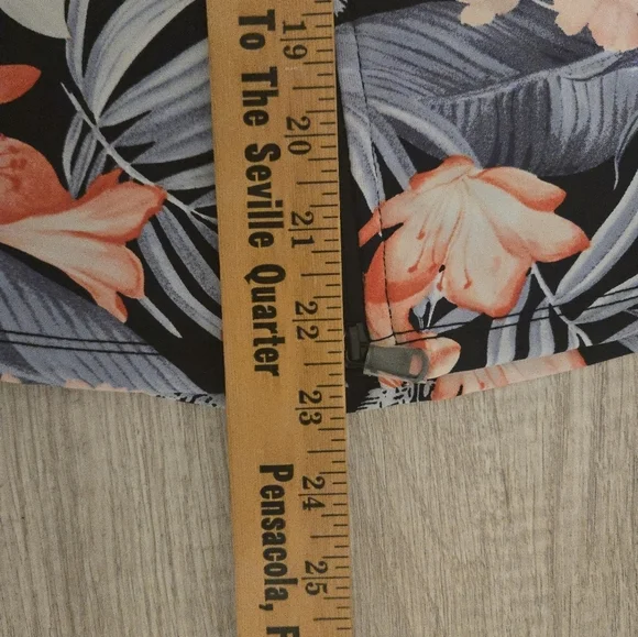 Tommy Bahama Islandzone Womens Size Small Floral Zip Jacket Tropical Full Zipper - Picture 4 of 7